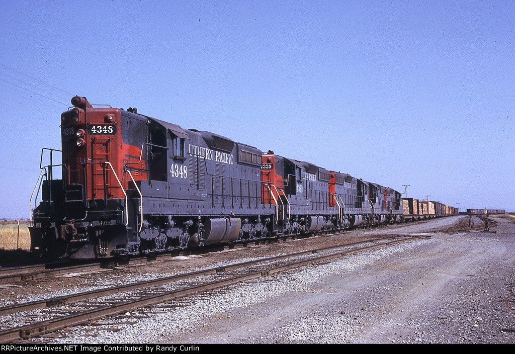 SP 4348 at Schellville yard